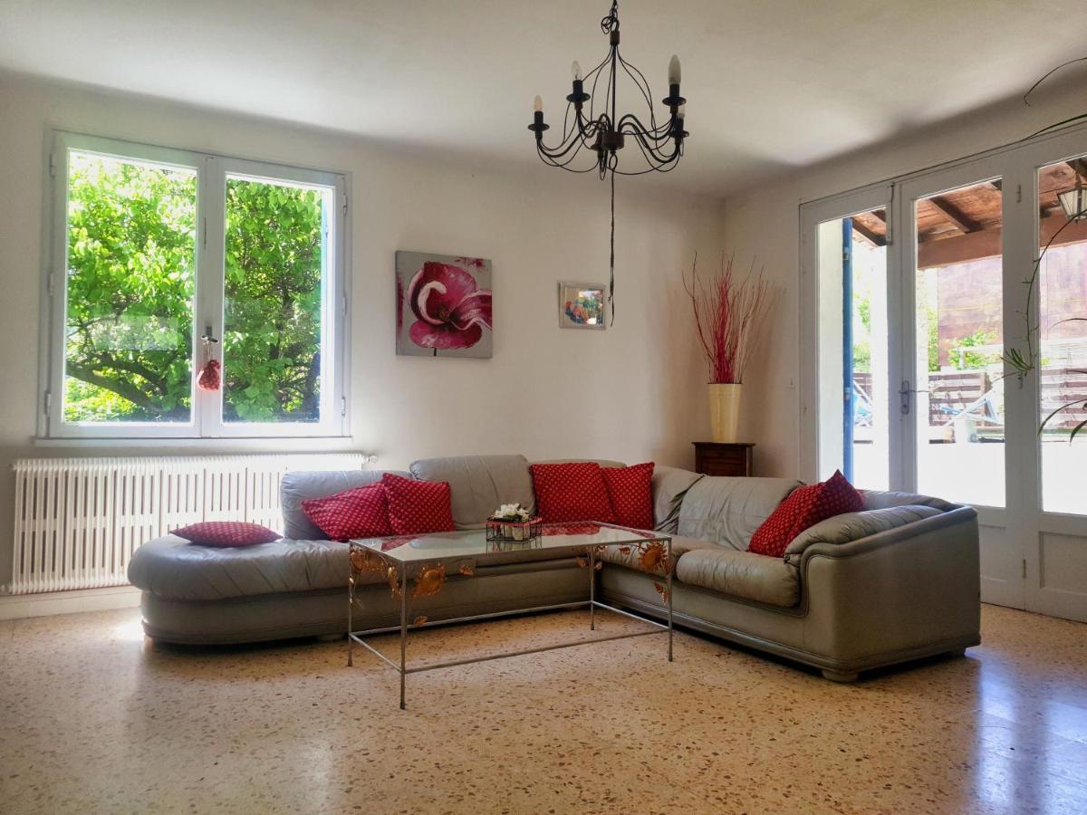 Villa Calme, Climatisee, Piscine, A 2 Pas Du Centre LʼIsle-sur-la-Sorgue Zewnętrze zdjęcie